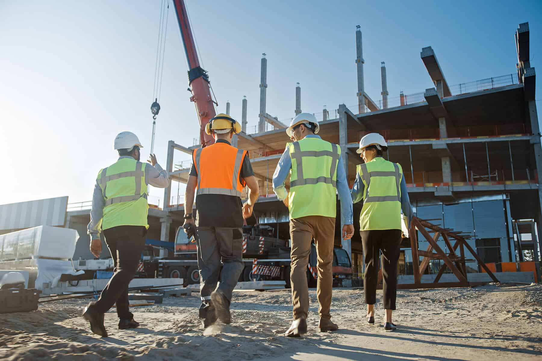 Worauf muss man bei der Arbeitnehmerüberlassung im Baugewerbe achten?