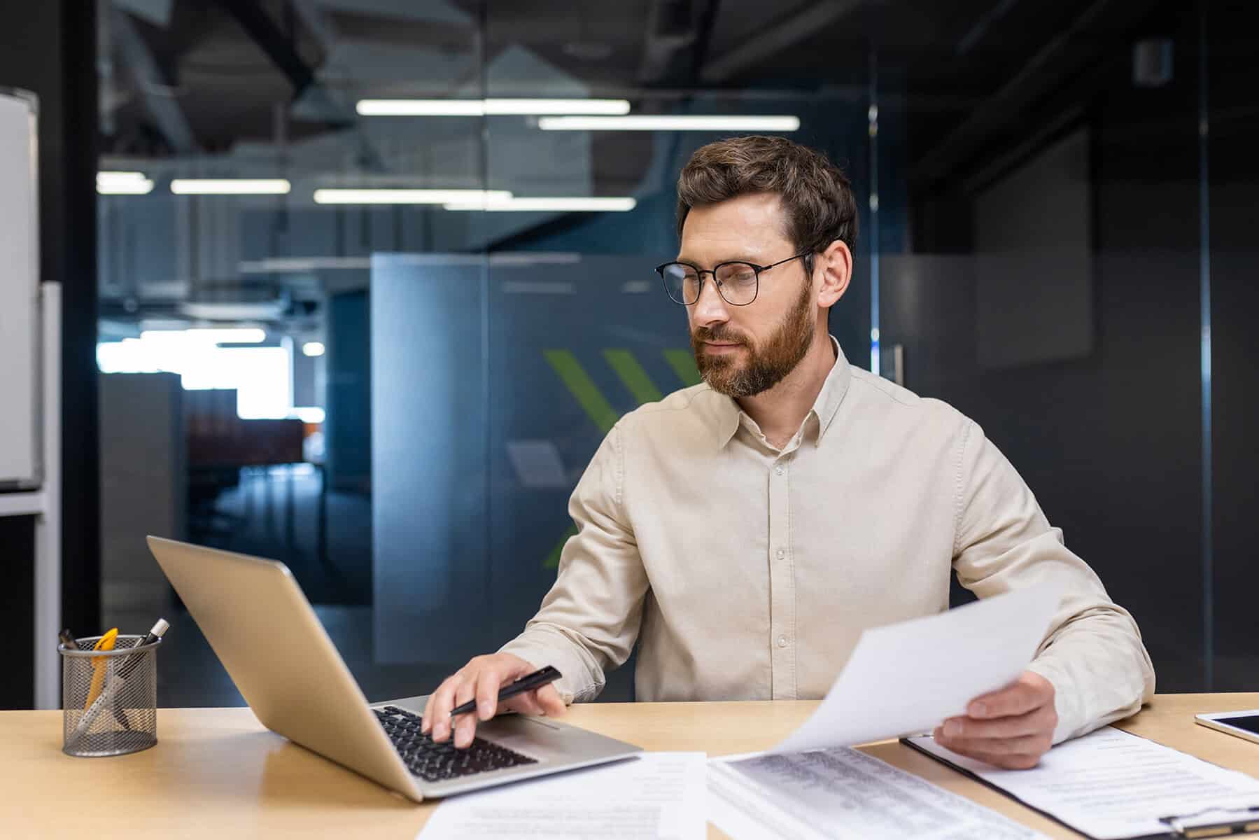 Wie bekommt man eine Arbeitnehmerüberlassungserlaubnis?